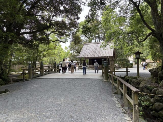 参道→「御厩」（伊勢神宮・内宮）