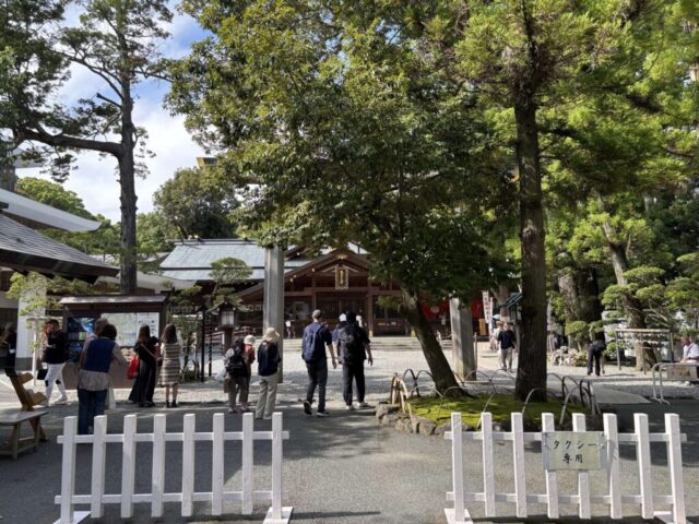 鳥居前(猿田彦神社)