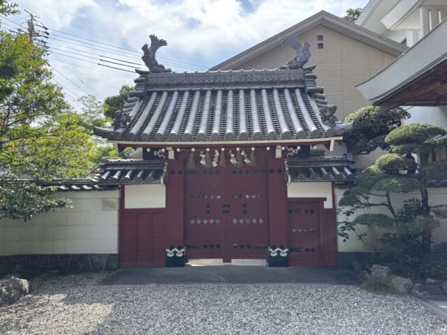 赤門(猿田彦神社)